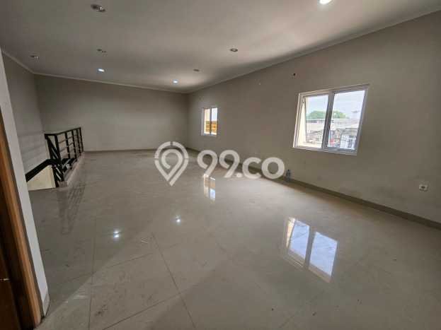 LOKASI PREMIUM! Gudang di Kapuk Kamal, Luas 510m², Jalan Utama, Area Bisnis LOKASI PREMIUM! Gudang di Kapuk Kamal, Luas 510m², Jalan Utama, Area Bisnis