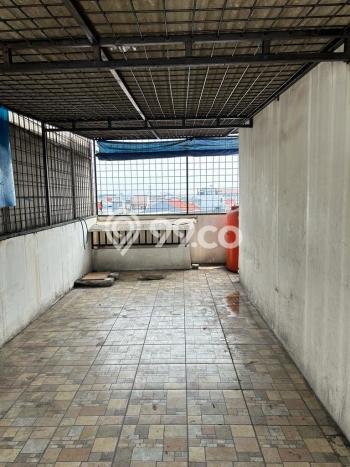 LOKASI PREMIUM! Ruko di Jelambar, Luas 132m², Lokasi Komersial LOKASI PREMIUM! Ruko di Jelambar, Luas 132m², Lokasi Komersial