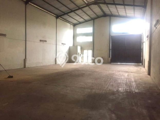 PELUANG EMAS! Gudang di BSD, Luas 288m², Nilai Profit Tinggi PELUANG EMAS! Gudang di BSD, Luas 288m², Nilai Profit Tinggi