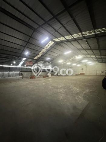 Gudang disewakan di Cipondoh Tangerang dengan luas bangunan 1600m2 Gudang disewakan di Cipondoh Tangerang dengan luas bangunan 1600m2