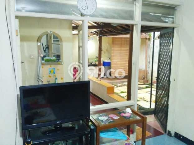 Rumah Bagus kawasan , Bandung, LT 140m2m² LB 100m2m² HARGA MENARIK! Rumah Bagus kawasan , Bandung, LT 140m2m² LB 100m2m² HARGA MENARIK!