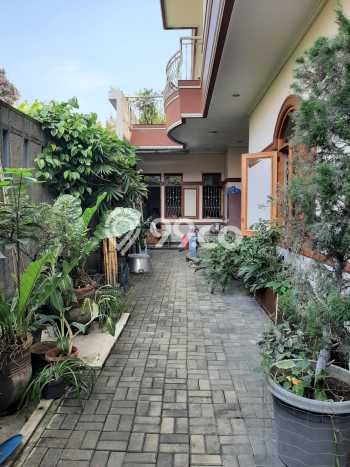 Rumah Elit LB 600m2 Siap Huni Desain Elegan di Pasteur, Bandung Rumah Elit LB 600m2 Siap Huni Desain Elegan di Pasteur, Bandung