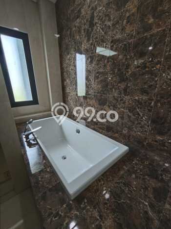 Ready to Use! Luxury House LT 430m2 Desain Modern di Kota Baru Parahyangan Ready to Use! Luxury House LT 430m2 Desain Modern di Kota Baru Parahyangan