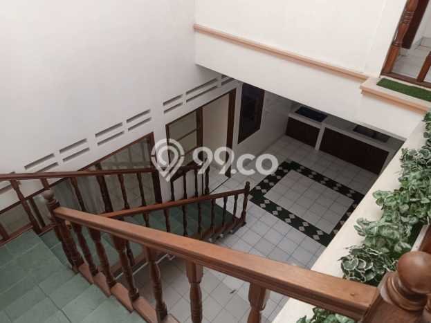 Disewakan Rumah Murah di Pondok Hijau Bandung dengan 5 Kamar Tidur Disewakan Rumah Murah di Pondok Hijau Bandung dengan 5 Kamar Tidur
