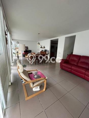 Rumah Elit Modern Tanpa Renovasi di Pondok Hijau Bandung Rumah Elit Modern Tanpa Renovasi di Pondok Hijau Bandung