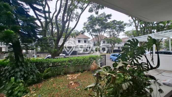 Jual Rumah Luas Elegan Dengan View Eksklusif di Kota Baru Parahyangan, Bandung Jual Rumah Luas Elegan Dengan View Eksklusif di Kota Baru Parahyangan, Bandung