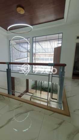 For Sale Rumah Elit Exclusive di Batununggal, Bandung For Sale Rumah Elit Exclusive di Batununggal, Bandung