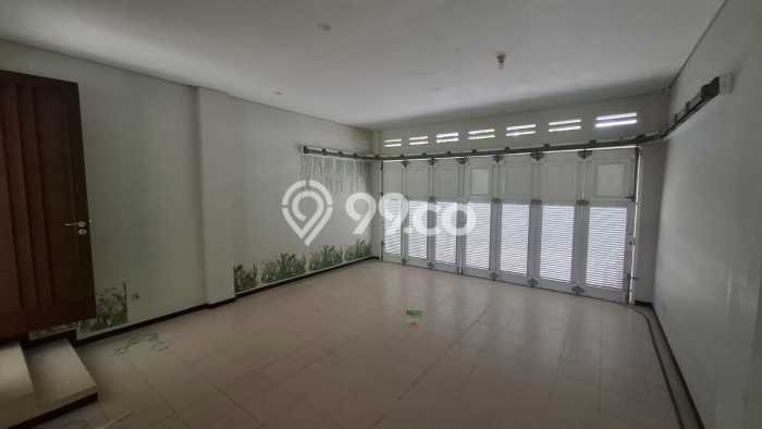 Jual Rumah Luas Elegan Dengan View Eksklusif di Kota Baru Parahyangan, Bandung Jual Rumah Luas Elegan Dengan View Eksklusif di Kota Baru Parahyangan, Bandung