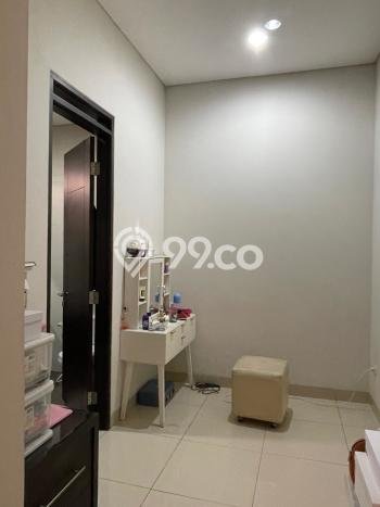 Hunian Elit LB 300m2 Siap Pakai Desain Elegan di Singgasana, Bandung Hunian Elit LB 300m2 Siap Pakai Desain Elegan di Singgasana, Bandung