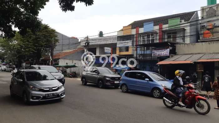 Lokasi Strategis! Dijual Ruko Bisnis di Andir, Bandung Kondisi Baik Lokasi Strategis! Dijual Ruko Bisnis di Andir, Bandung Kondisi Baik