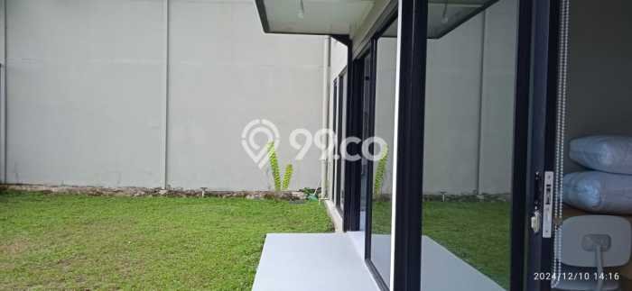 Rumah Eksklusif di Coblong, Bandung, Luas 206m2m² Bangunan 200m2m² Rumah Eksklusif di Coblong, Bandung, Luas 206m2m² Bangunan 200m2m²