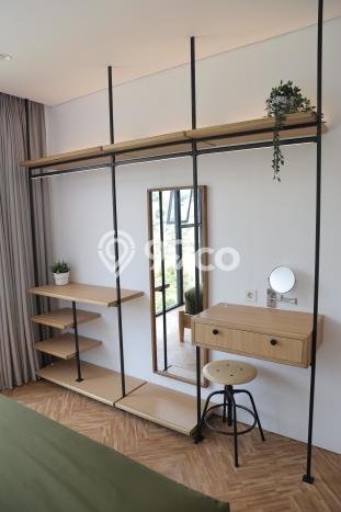 Ready to Use! Premium House LT 315m2 Desain Elegan di Dago Ready to Use! Premium House LT 315m2 Desain Elegan di Dago