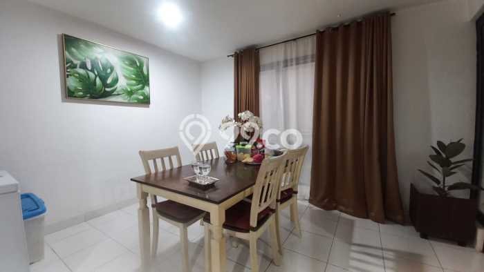 For Sale! Premium House LT 220m2 Desain Modern di Surya Sumantri For Sale! Premium House LT 220m2 Desain Modern di Surya Sumantri