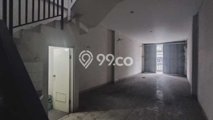 Unit Ruko Dijual di Bandung LT 86m2 & LB 180m2 Unit Ruko Dijual di Bandung LT 86m2 & LB 180m2