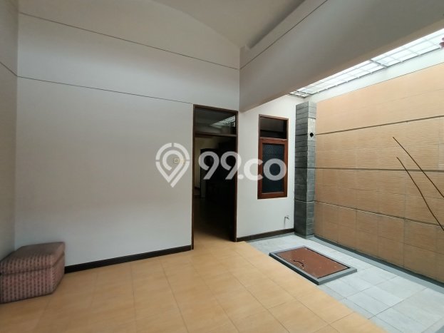 Rumah Elit Modern Siap Huni di Pasteur Bandung Rumah Elit Modern Siap Huni di Pasteur Bandung