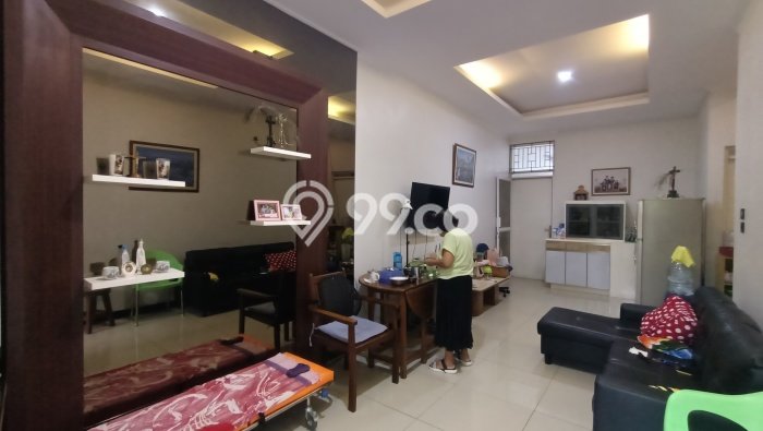 For Sale Hunian Rumah Terawat 2 Kamar di Taman Holis Indah, Bandung For Sale Hunian Rumah Terawat 2 Kamar di Taman Holis Indah, Bandung