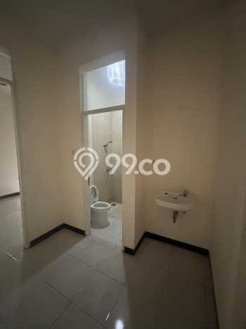 Rumah Modern 3 Kamar LT 170m2 di Taman Kopo Indah Rumah Modern 3 Kamar LT 170m2 di Taman Kopo Indah