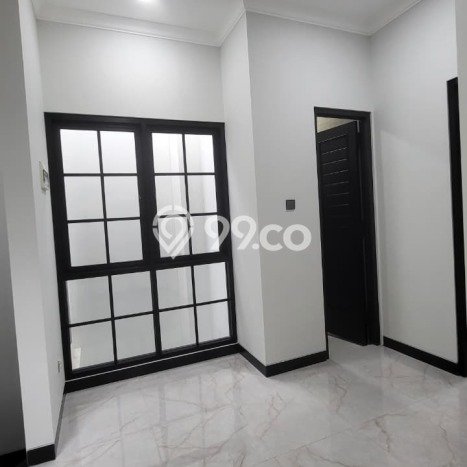 Rumah Modern Cantik 4 Kamar Siap Huni di Ciracas Rumah Modern Cantik 4 Kamar Siap Huni di Ciracas