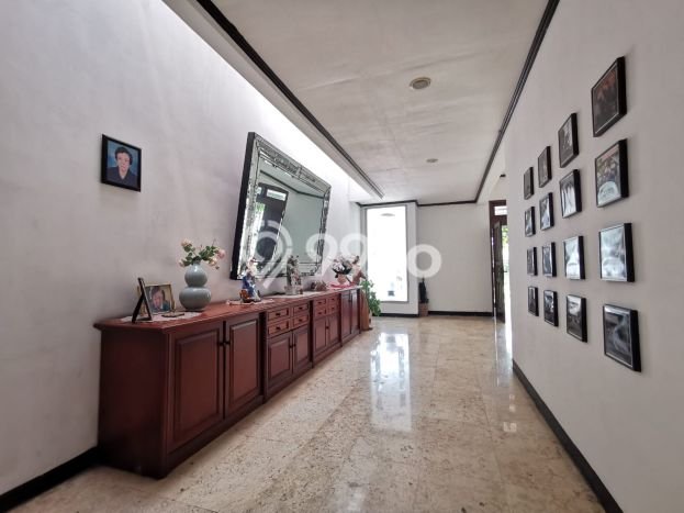 Ready to Use! Luxury House LT 1200m2 Desain Modern di Pondok Indah Ready to Use! Luxury House LT 1200m2 Desain Modern di Pondok Indah