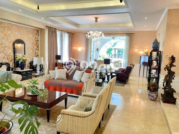 Hunian Mewah LB 1000m2 Siap Huni Desain Elegan di Permata Hijau, Jakarta Selatan Hunian Mewah LB 1000m2 Siap Huni Desain Elegan di Permata Hijau, Jakarta Selatan