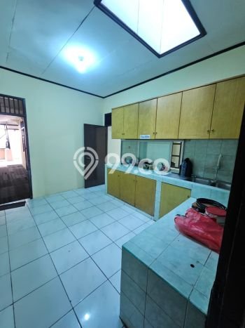 Disewakan Rumah Harga Terjangkau di Fatmawati Jakarta Selatan Punya 4 Kamar Tidur Disewakan Rumah Harga Terjangkau di Fatmawati Jakarta Selatan Punya 4 Kamar Tidur