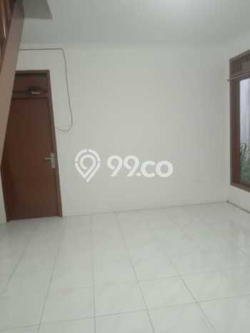 Disewakan Rumah Murah di Lebak Bulus Jakarta Selatan dengan 4 KT Disewakan Rumah Murah di Lebak Bulus Jakarta Selatan dengan 4 KT