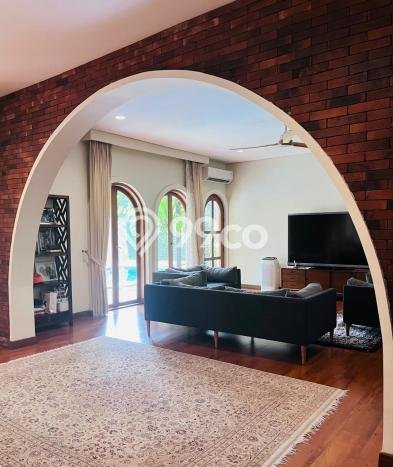 Rumah Kondisi Baik Disewakan di Cipete, Jakarta Selatan LT 658m2, LB 400m2 Rumah Kondisi Baik Disewakan di Cipete, Jakarta Selatan LT 658m2, LB 400m2