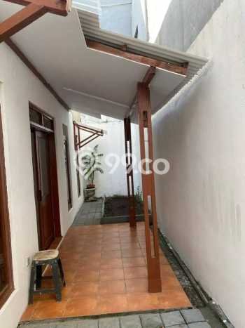 Disewakan Rumah Murah di Lebak Bulus Jakarta Selatan dengan 4 KT Disewakan Rumah Murah di Lebak Bulus Jakarta Selatan dengan 4 KT