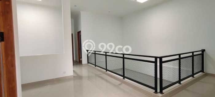 Disewakan Rumah Murah di Lebak Bulus Jakarta Selatan dengan 5 KT Disewakan Rumah Murah di Lebak Bulus Jakarta Selatan dengan 5 KT