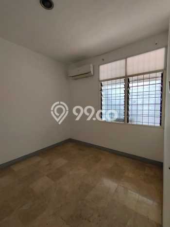 Sewa Rumah Murah di Pondok Indah Jakarta Selatan Punya 3 Kamar Tidur Sewa Rumah Murah di Pondok Indah Jakarta Selatan Punya 3 Kamar Tidur