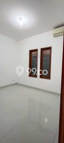 Jarang Ada! Rumah Sewa 4 Kamar Bagus Siap Huni Cipete Jarang Ada! Rumah Sewa 4 Kamar Bagus Siap Huni Cipete
