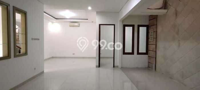 Jarang Ada! Rumah Sewa 4 Kamar Bagus Siap Huni Cipete Jarang Ada! Rumah Sewa 4 Kamar Bagus Siap Huni Cipete