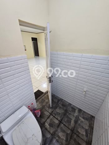 Disewakan Rumah Harga Terjangkau di Fatmawati Jakarta Selatan Punya 4 Kamar Tidur Disewakan Rumah Harga Terjangkau di Fatmawati Jakarta Selatan Punya 4 Kamar Tidur