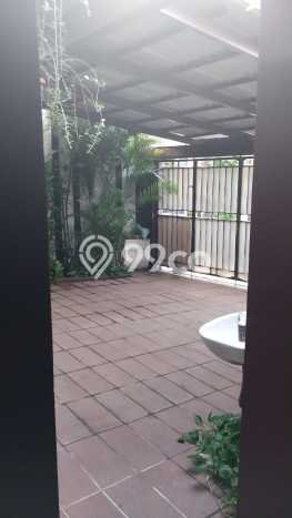 Rumah Sewa Jakarta Selatan LT 180m2 LB 300m2 Kawasan Cipete Rumah Sewa Jakarta Selatan LT 180m2 LB 300m2 Kawasan Cipete