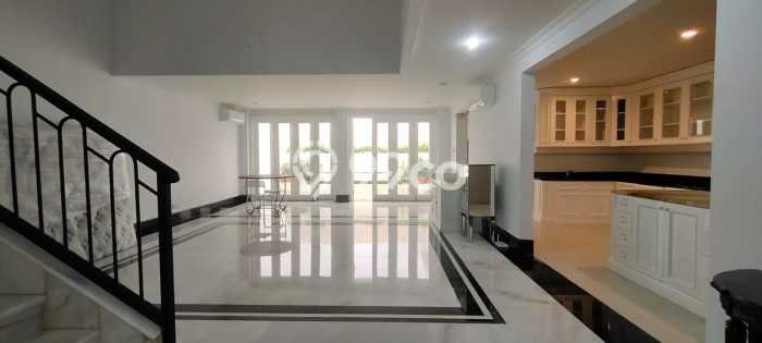 Hunian Modern Dikontrakkan di Kebayoran Baru Jakarta Selatan Lokasi Sangat Strategis Hunian Modern Dikontrakkan di Kebayoran Baru Jakarta Selatan Lokasi Sangat Strategis