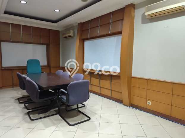 Lokasi Strategis! Dijual Ruko Bisnis di Kebayoran Baru, Jakarta Selatan Kondisi Bagus Lokasi Strategis! Dijual Ruko Bisnis di Kebayoran Baru, Jakarta Selatan Kondisi Bagus