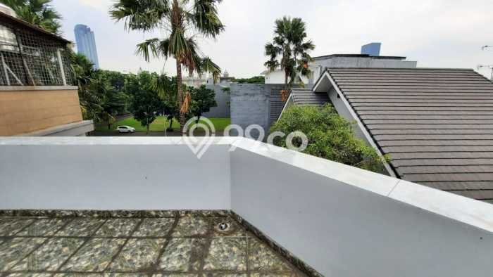 Jual Rumah Luas Elegan Dengan View Cantik di Alam Sutera, Tangerang Jual Rumah Luas Elegan Dengan View Cantik di Alam Sutera, Tangerang