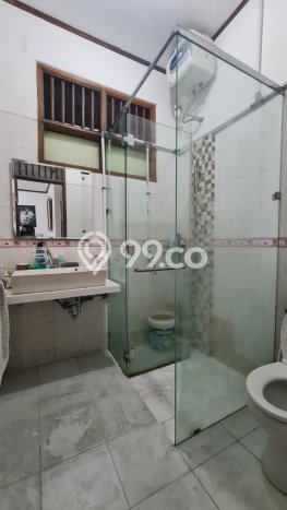 Rumah Elit Modern Siap Huni di Bintaro Tangerang Selatan Rumah Elit Modern Siap Huni di Bintaro Tangerang Selatan