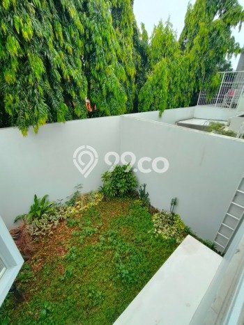 For Sale Hunian Rumah Nyaman 4 KT di Lebak Bulus, Jakarta Selatan For Sale Hunian Rumah Nyaman 4 KT di Lebak Bulus, Jakarta Selatan