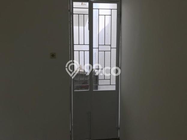 For Sale Rumah 3 Kamar Lokasi Strategis Bagus dan Strategis di Serpong For Sale Rumah 3 Kamar Lokasi Strategis Bagus dan Strategis di Serpong