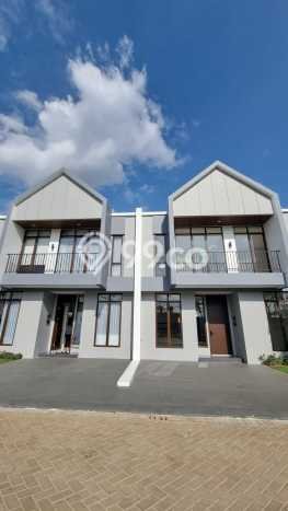 Rumah Modern 4 KT di Tangerang Kota Tangerang Rumah Modern 4 KT di Tangerang Kota Tangerang
