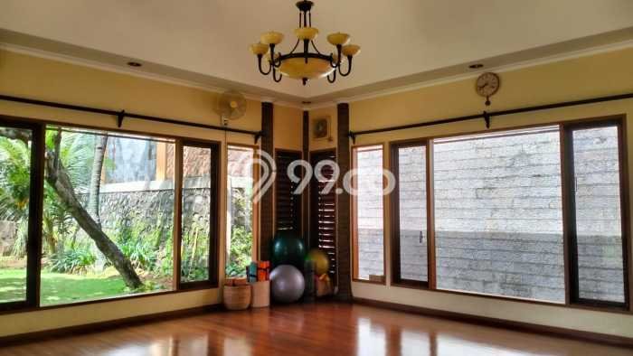 Hunian Mewah Dijual LT 2290m2 di Karang Tengah, Tangerang Hunian Mewah Dijual LT 2290m2 di Karang Tengah, Tangerang