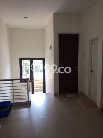 For Sale! Luxury House LT 128m2 Desain Elegan di BSD Sevilla For Sale! Luxury House LT 128m2 Desain Elegan di BSD Sevilla