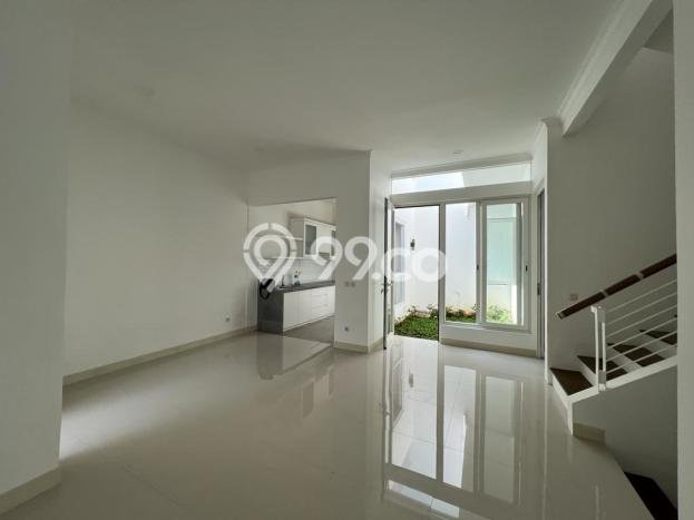Rumah Luxury Modern Tanpa Renovasi di BSD Delatinos Tangerang Rumah Luxury Modern Tanpa Renovasi di BSD Delatinos Tangerang