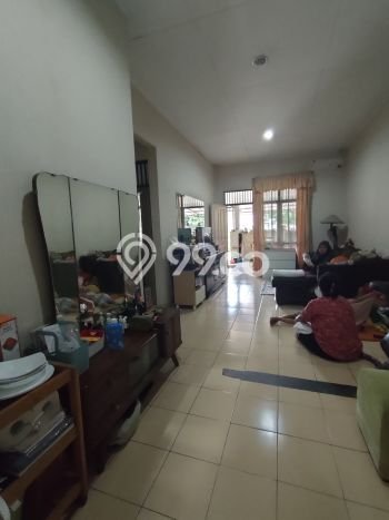 Jual Rumah Eksklusif 2 KT di BSD Kencana Loka, Tangerang Jual Rumah Eksklusif 2 KT di BSD Kencana Loka, Tangerang