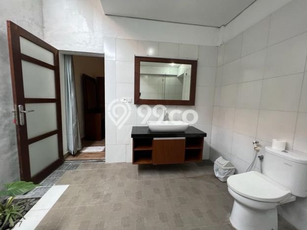 RECOMMENDED! Rumah kawasan Canggu, 3 KT, Area Premium, LT 350m² Bangunan 200m² RECOMMENDED! Rumah kawasan Canggu, 3 KT, Area Premium, LT 350m² Bangunan 200m²