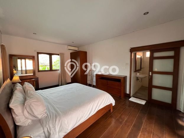 RECOMMENDED! Rumah kawasan Canggu, 3 KT, Area Premium, LT 350m² Bangunan 200m² RECOMMENDED! Rumah kawasan Canggu, 3 KT, Area Premium, LT 350m² Bangunan 200m²