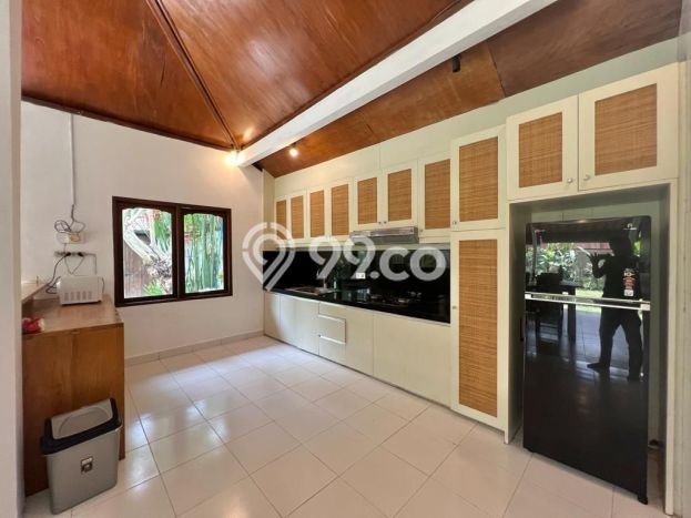 RECOMMENDED! Rumah kawasan Canggu, 3 KT, Area Premium, LT 350m² Bangunan 200m² RECOMMENDED! Rumah kawasan Canggu, 3 KT, Area Premium, LT 350m² Bangunan 200m²