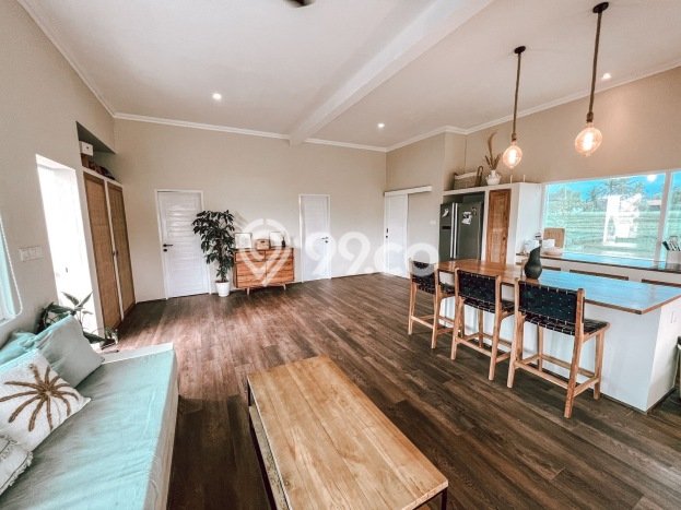 Rumah Premium kawasan Belalang, 3 KT, Area Nyaman, LT 500m² LB 350m² Rumah Premium kawasan Belalang, 3 KT, Area Nyaman, LT 500m² LB 350m²