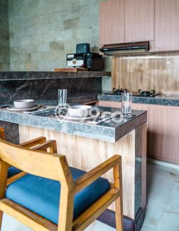 For Sale Vila Kawasan , Dimensi 180m2m², Area Asri For Sale Vila Kawasan , Dimensi 180m2m², Area Asri